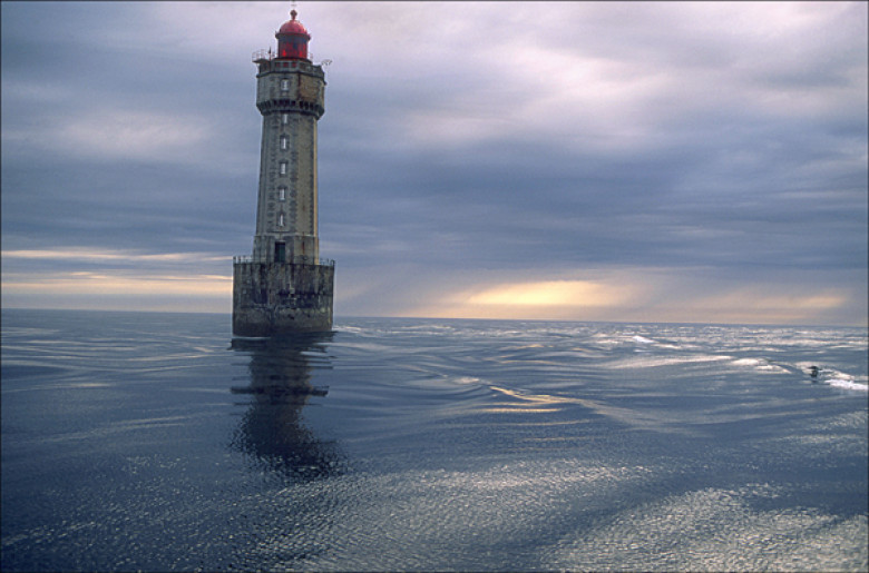 Phare de la Jument. Ile de Ouessant. Août 1999